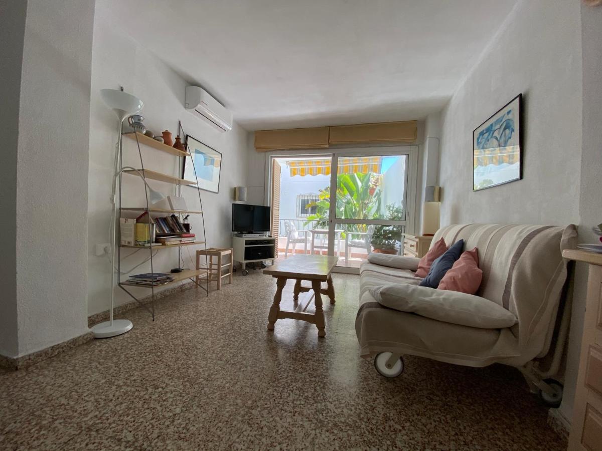 Acapulco Playa 100 Apartment Nerja Exterior photo