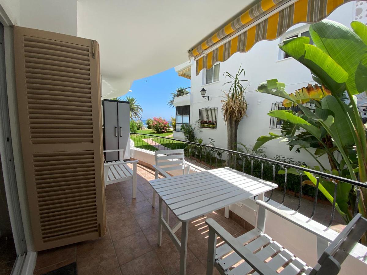 Acapulco Playa 100 Apartment Nerja Exterior photo