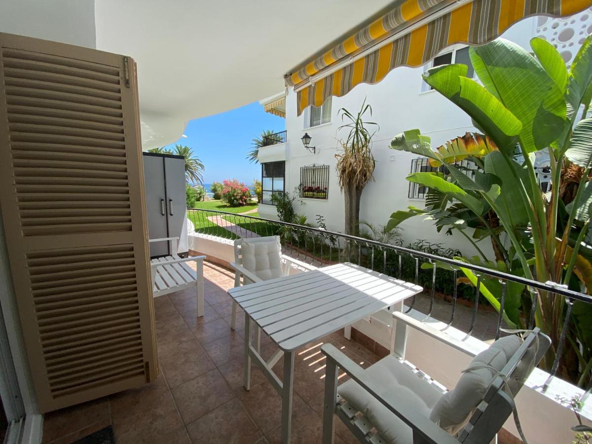 Acapulco Playa 100 Apartment Nerja Exterior photo